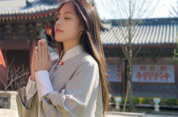 梦见拜佛 梦见拜佛