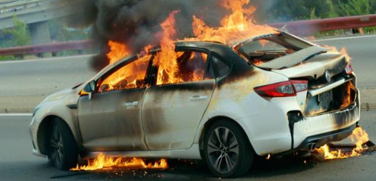 梦见汽车着火 梦见汽车着火
