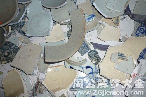 孕妇梦见吵架摔碗 孕妇梦见吵架摔碗